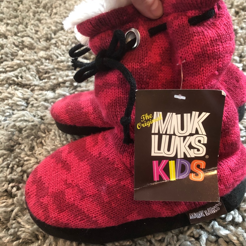 Muk Luks Sz 13/1 Slippers